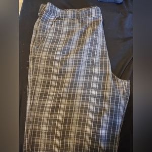 Sale Men's Hurley Shorts Size 36 Waist. Flat front with pockets